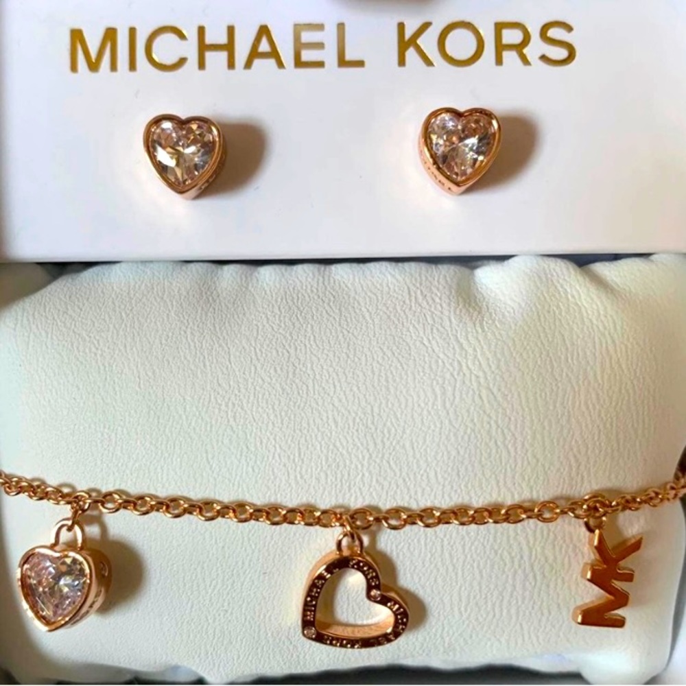 Michael Kors 3 charms rose gold slider and earrings set